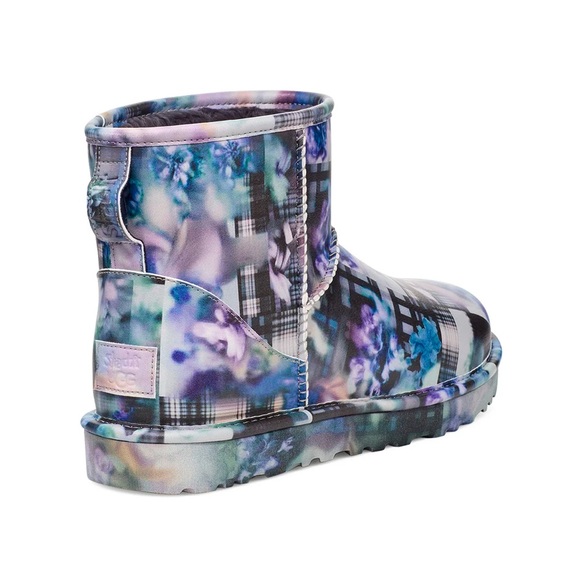 UGGs Classic Mini | Collina Strada Classic - Picture 2 of 8